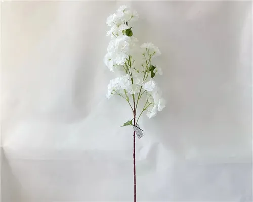Hvordan gjentar kirsebærblomstsilkeblomster den delikate strukturen til ekte Sakura -kronblader?