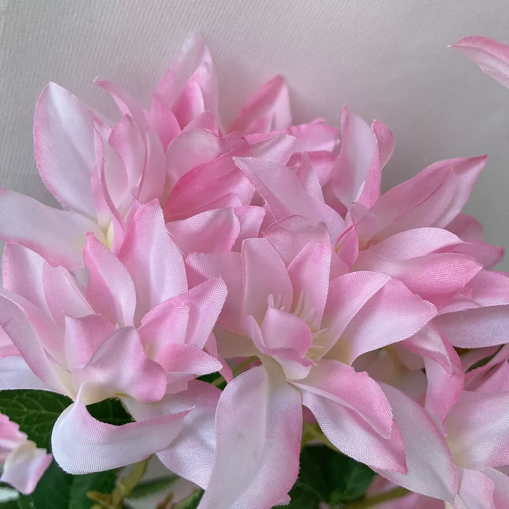 Kunstige kirsebærblomstergrener