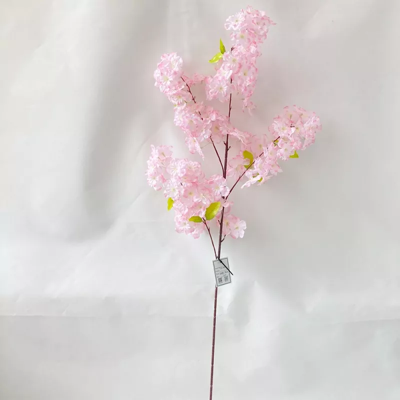 Falske kirsebærblomstergrener